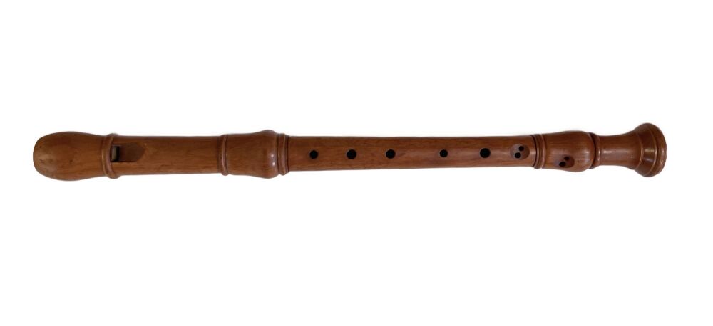 Kung Studio  Alto, Pearwood - Pre-owned