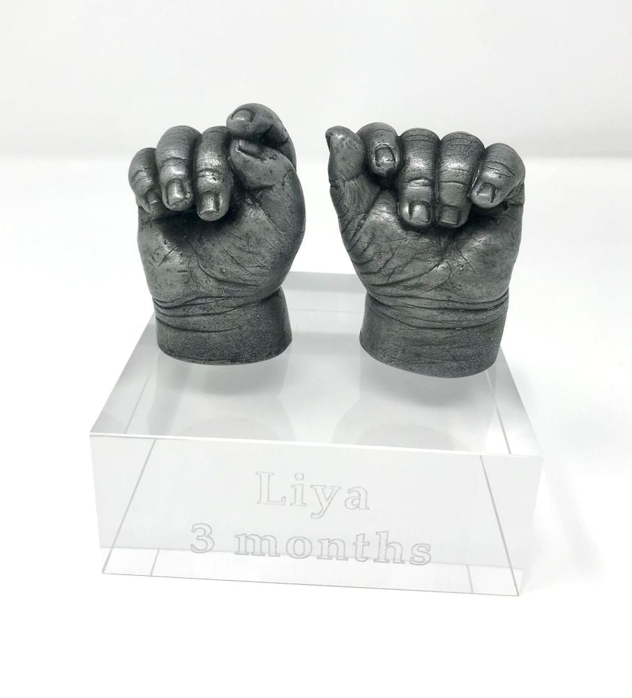 Aluminium baby hands 