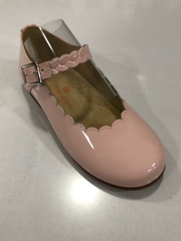 Girls Andanines Pink Patent Shoes.