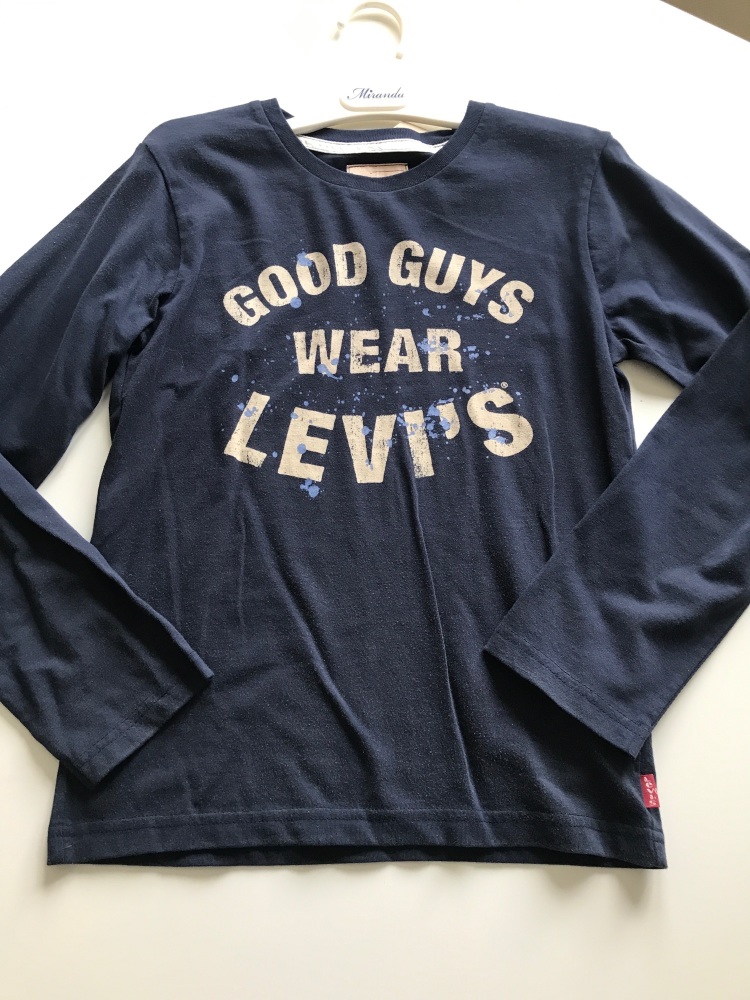 CLEARANCE PRICE Boys Levi’s Top Age 10 years