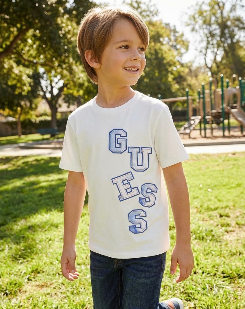 *New For SS26 Boys Guess Oversize T Shirt L6GI02 White