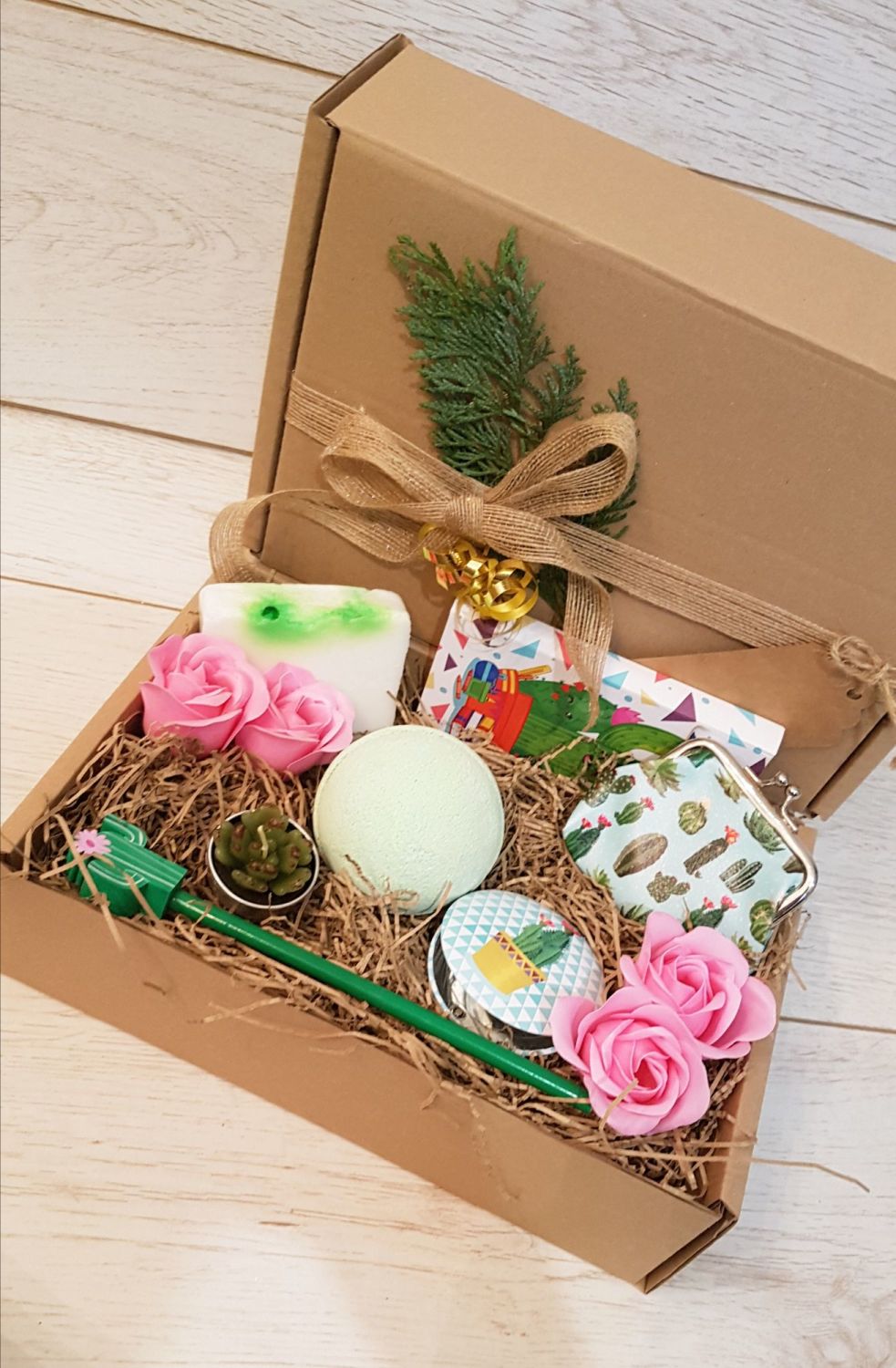Large cactus gift box