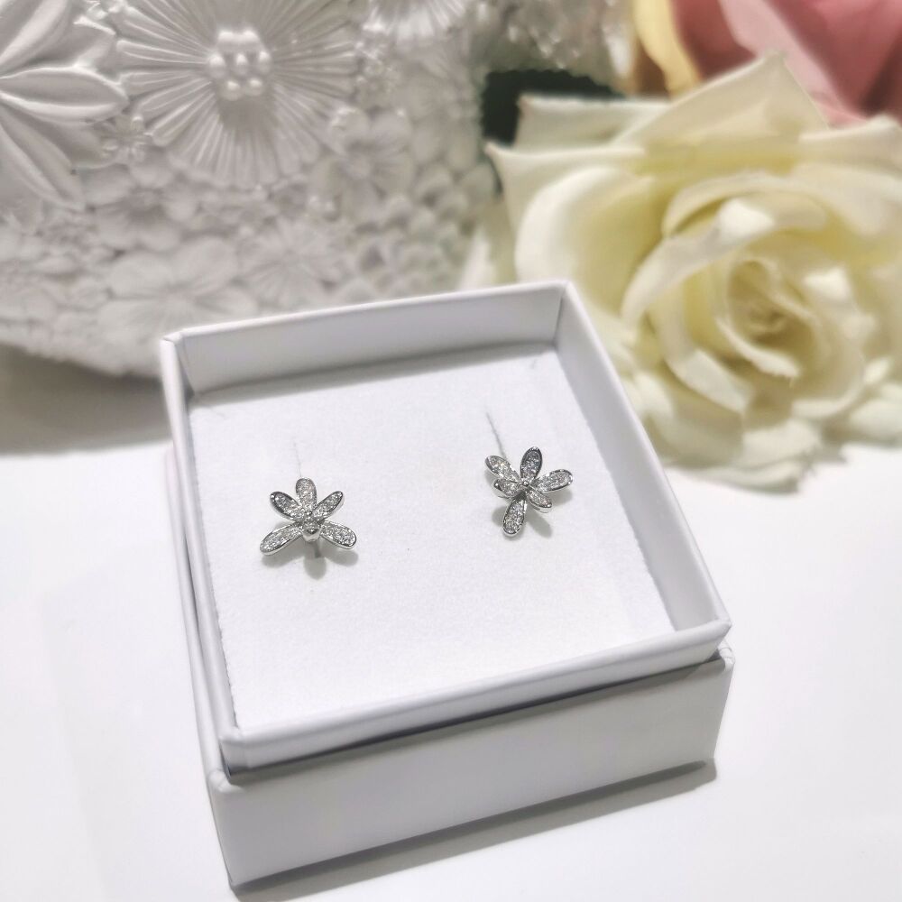 Sterling Silver Sparkling Flower Earrings