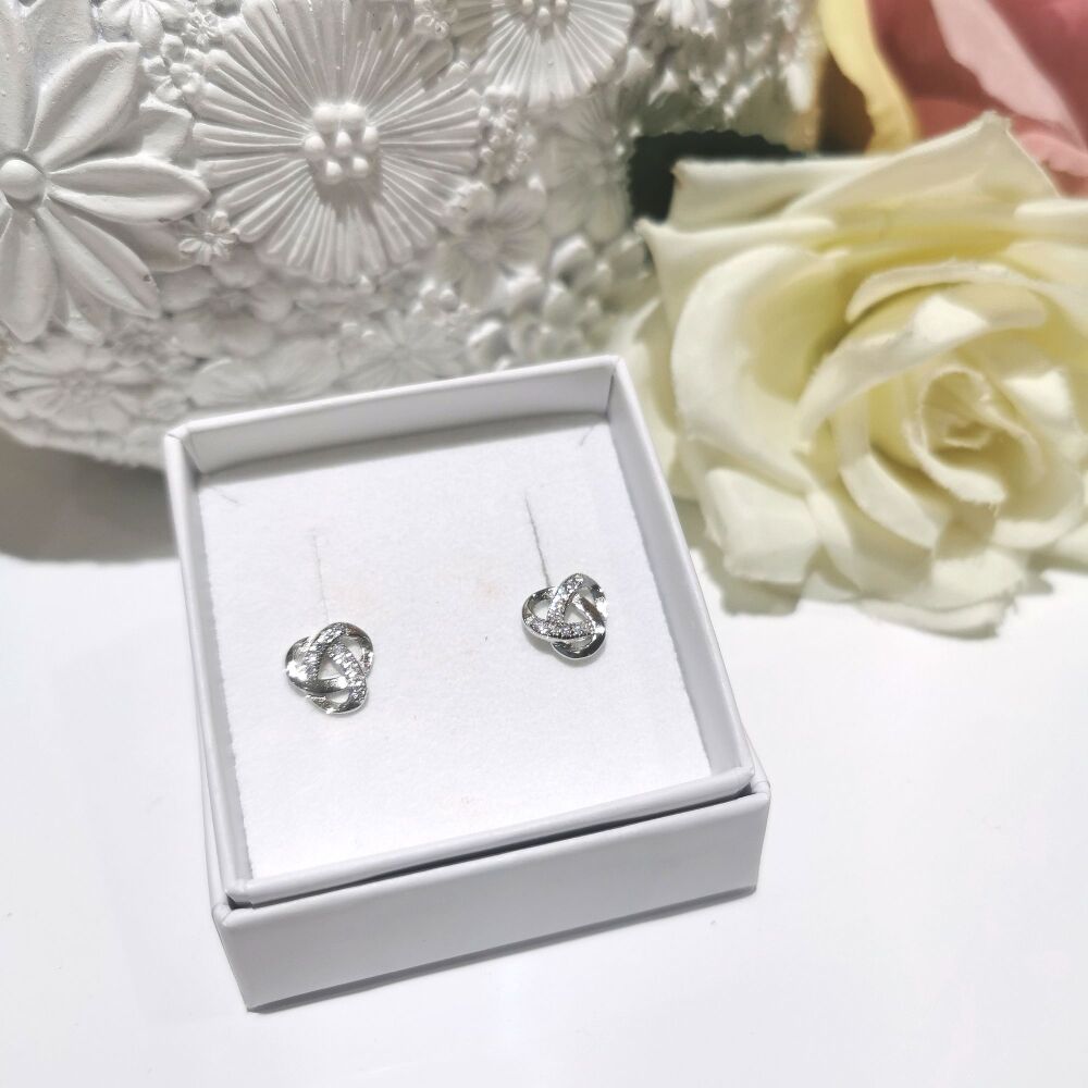 Silver Sparkling Knot Earrings