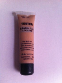 Max Factor Mini Make Up Liquid - 04 Pastel