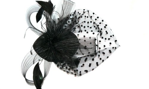 Black hatinator with Black feathers and Black mesh on 2 forked clips