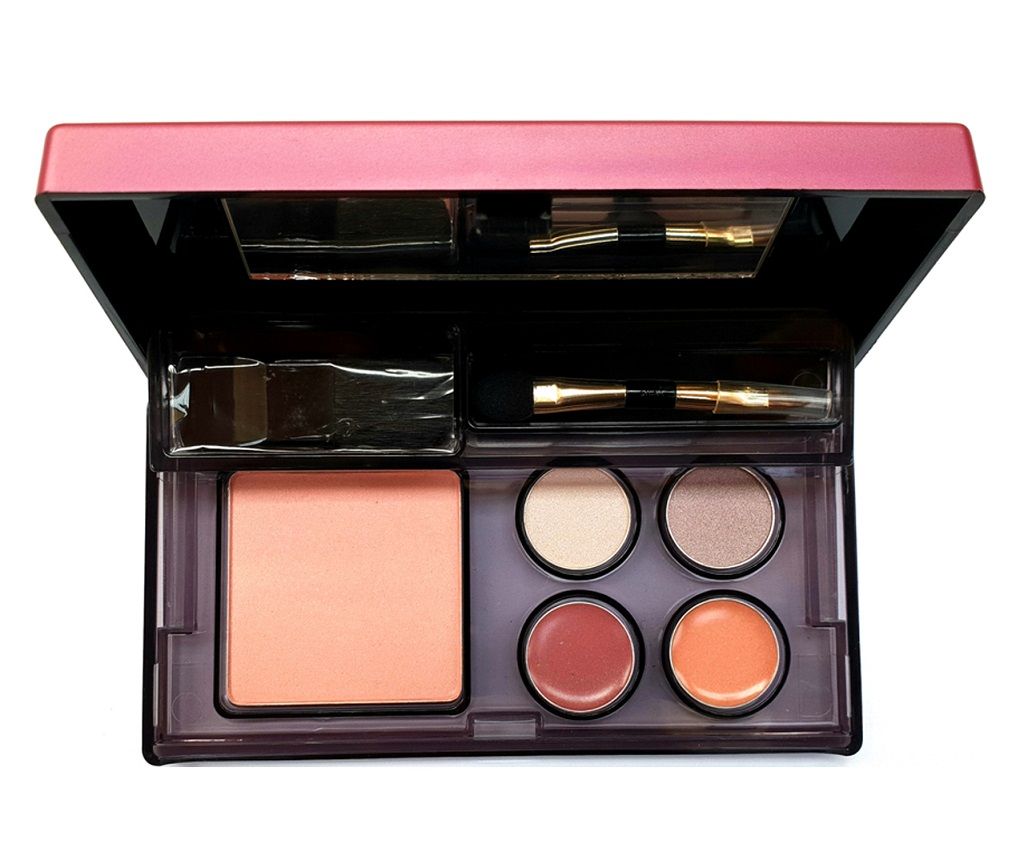 Elizabeth Arden Make Up Palette Eyeshadows, Lip Gloss & Blusher
