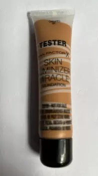 Max Factor Skin Luminizer Mini Foundation - Caramel