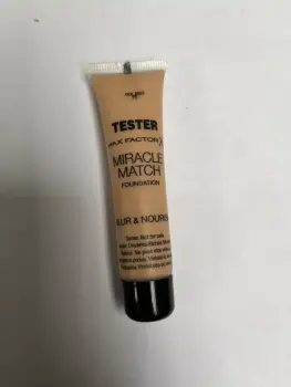 Max Factor Miracle Match Mini Foundation - Golden