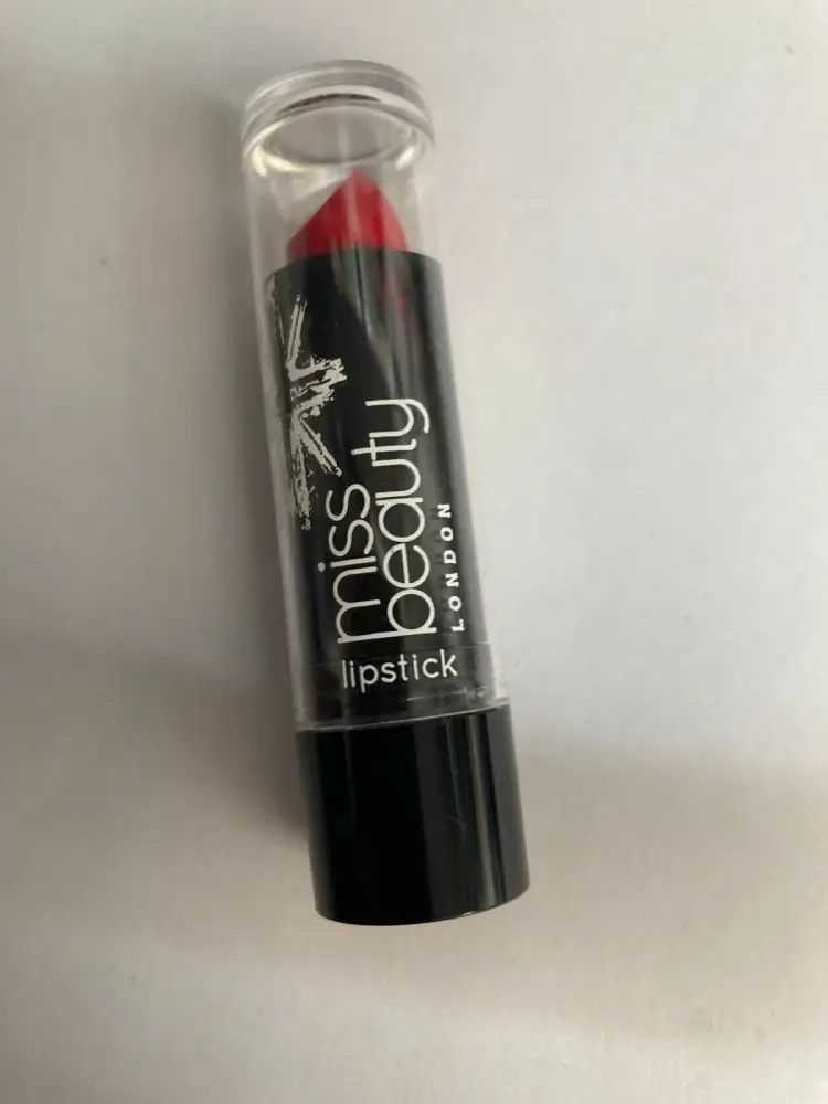 Miss Beauty Lipstick - Bright Red