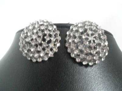 1inch Diamante Dome Stud Earrings