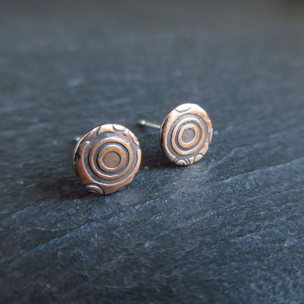 Bronze Stud Earrings with Circle Pattern