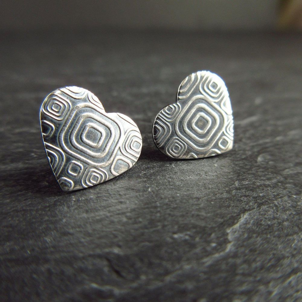 Sterling Silver Heart Stud Earrings with Embossed Pattern 
