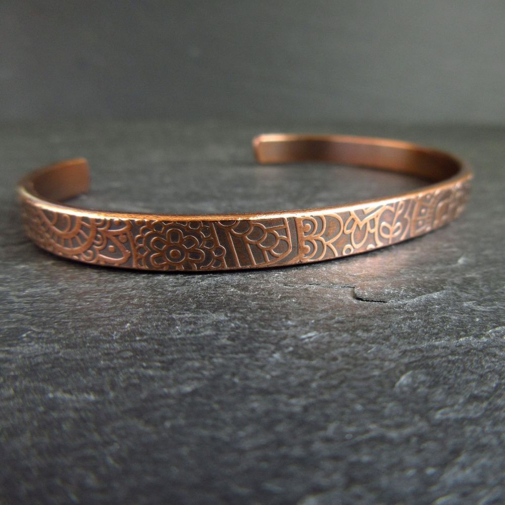 Copper Cuff Bracelet with Doodle Flower Pattern - Engraving option