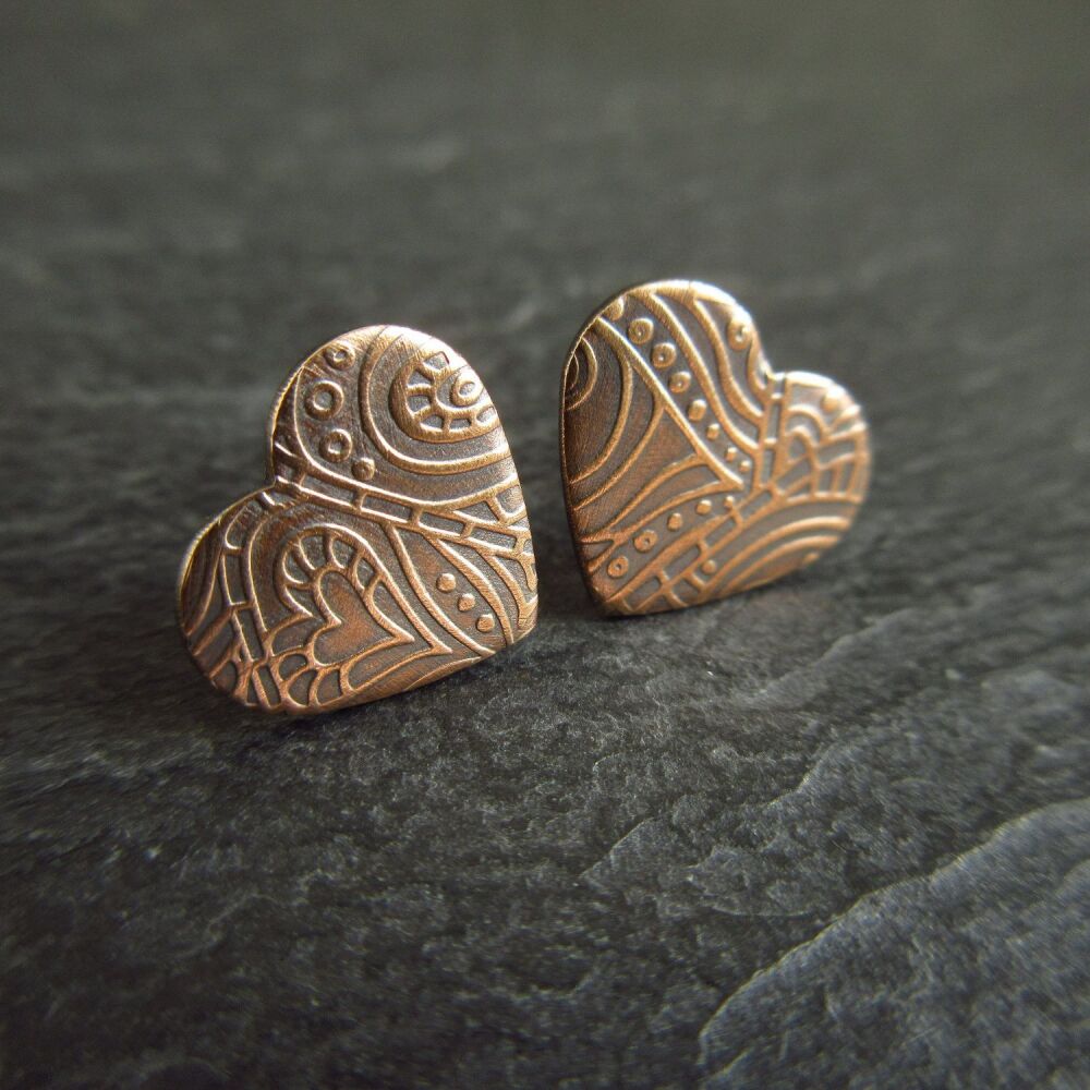 Bronze Heart Stud Earrings with Heart and Flower Pattern