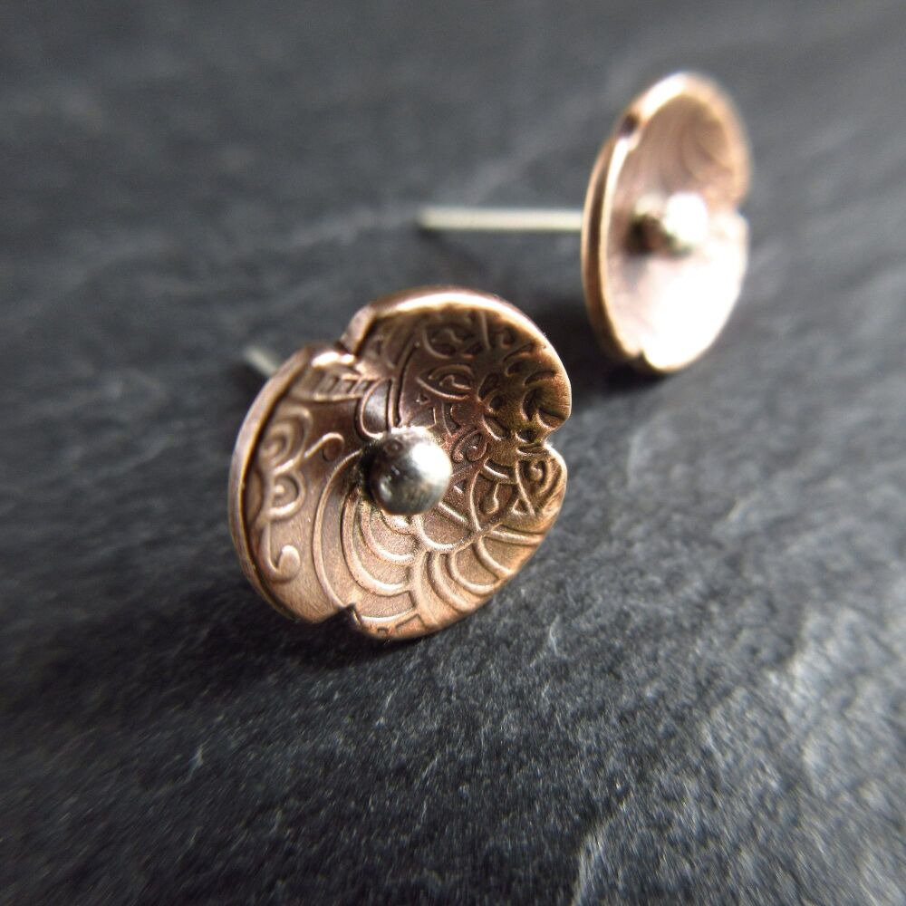 Bronze Flower Shape Stud Earrings with Swirl Pattern