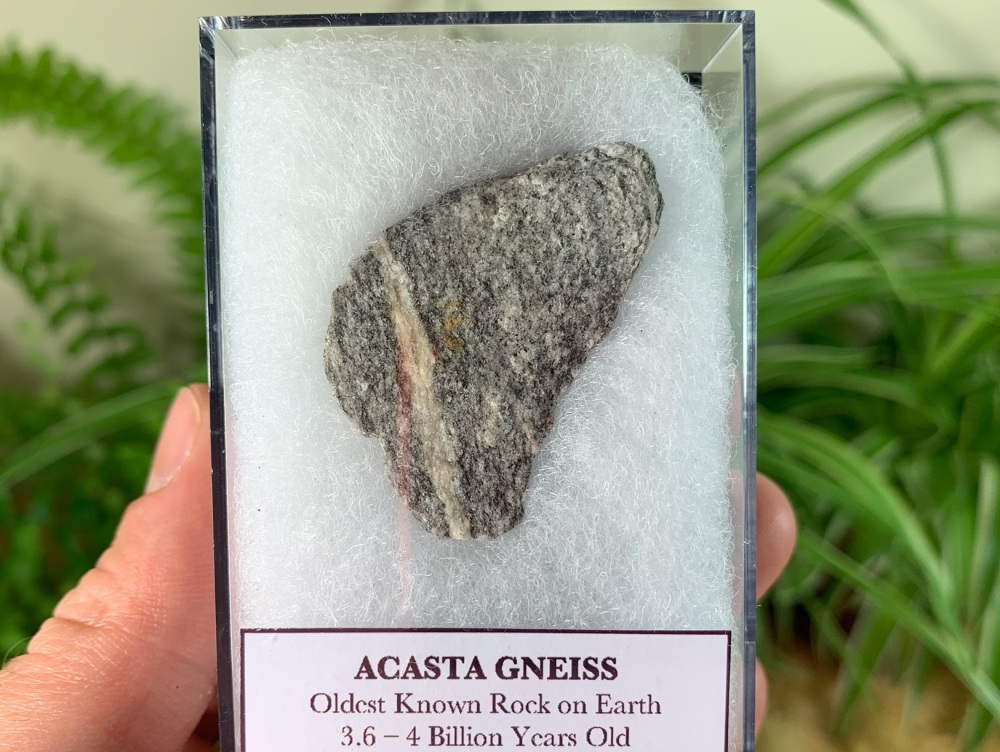 Earth's Oldest Rock, Acasta Gneiss (Canada) #02