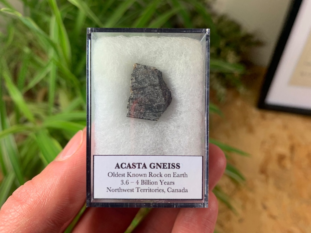 Earth's Oldest Rock, Acasta Gneiss (Canada) #01
