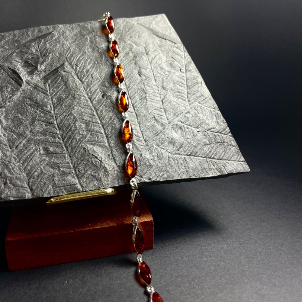Baltic Amber Bracelet (Sterling Silver)