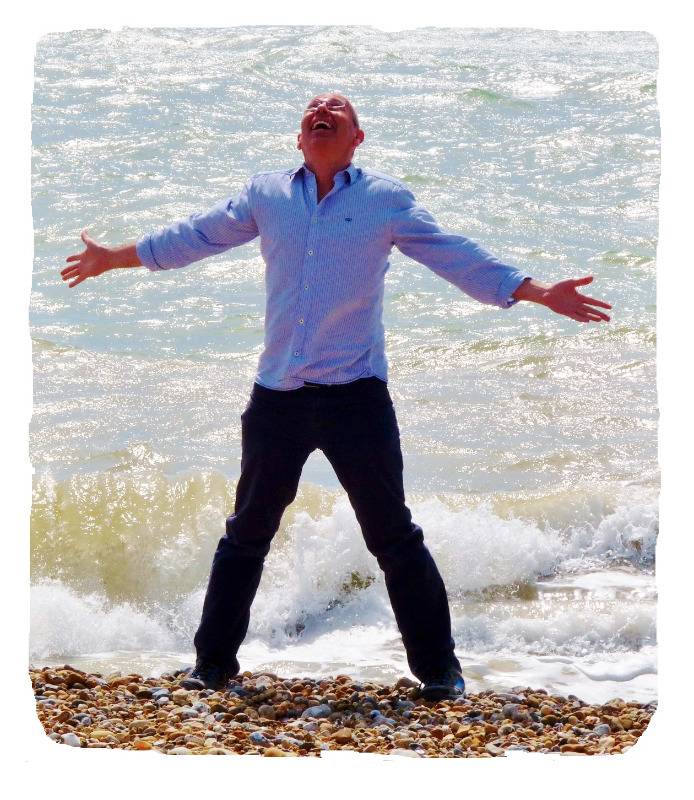 mark powlett hypnotherapist at seaside arms outstretched