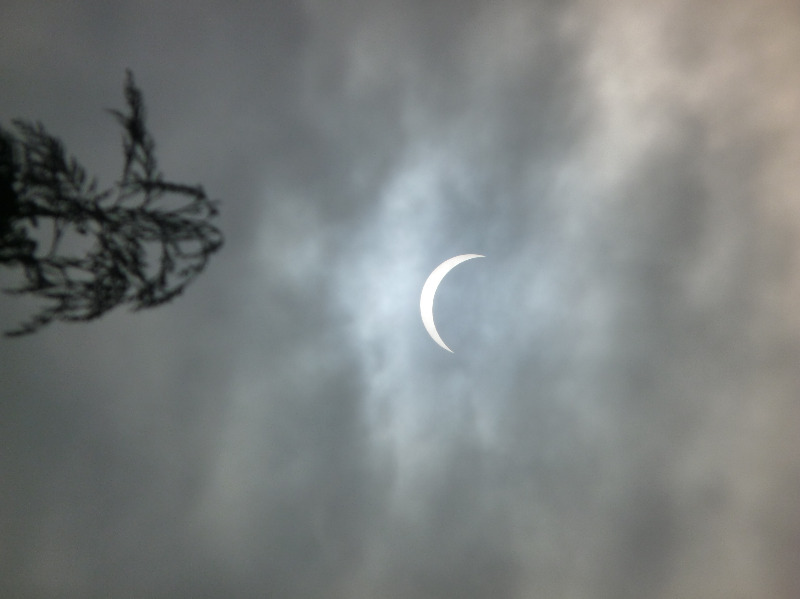 solar eclipse pictures 2015 (2)