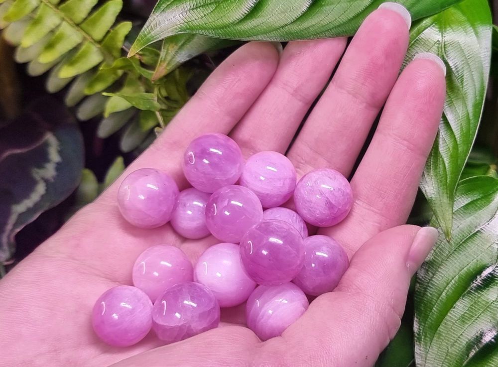 Pair of Kunzite Spheres - Heal and Connect with your Inner Child and Heart 