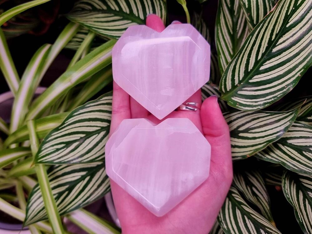 Mangano Calcite Faceted Heart