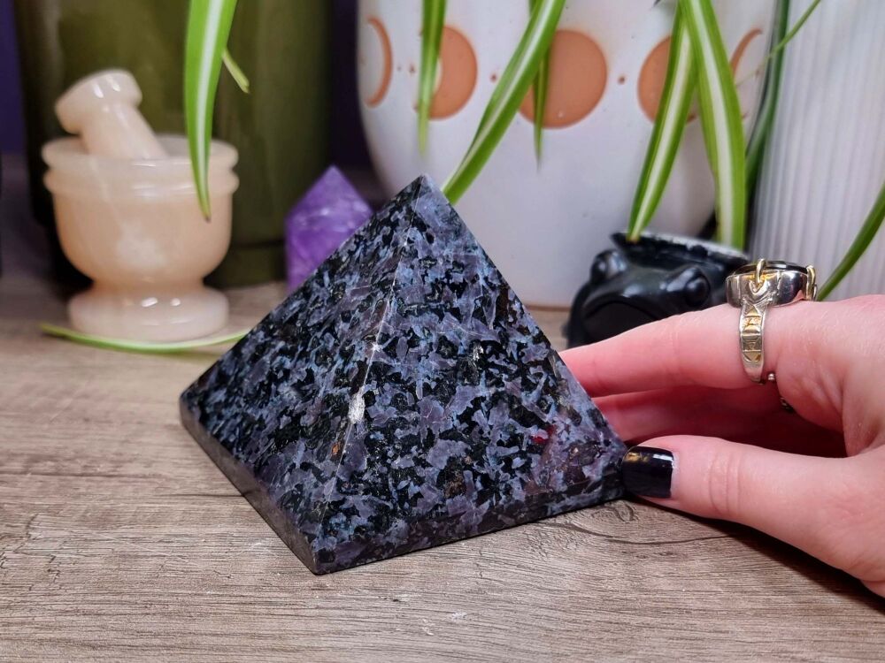 Indigo Gabbro Pyramid