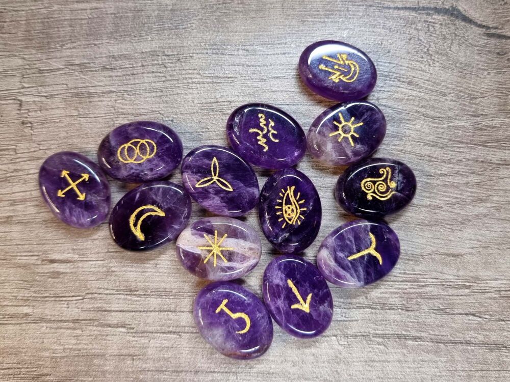 Witches Runes - Amethyst