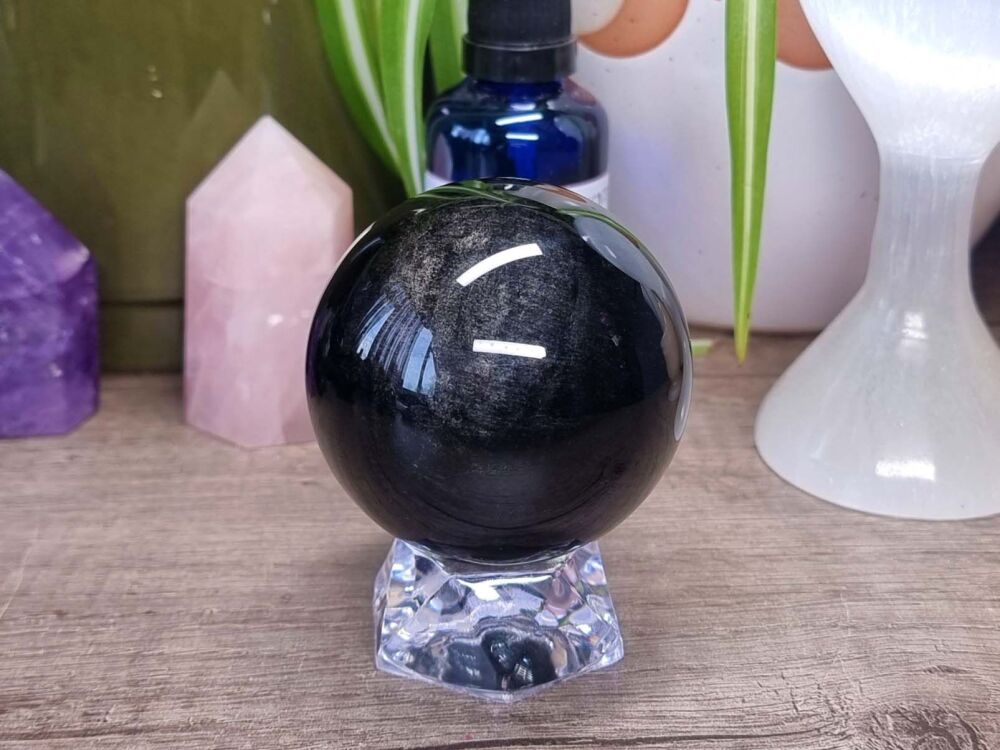 Golden Obsidian Sphere (2) – Transformation and Divination