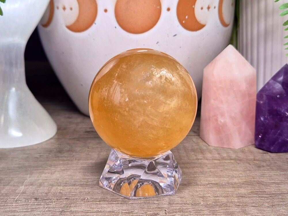 Honey Calcite Sphere (1) - Manifestation and Creativity