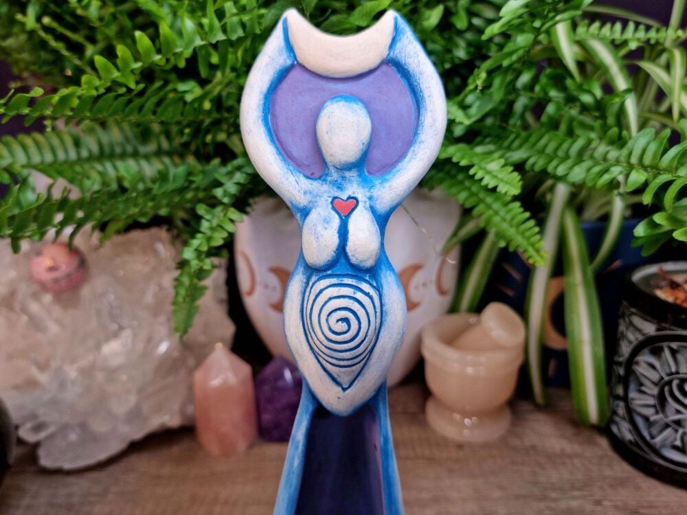 Crescent Moon Goddess - Mother Luna Statue