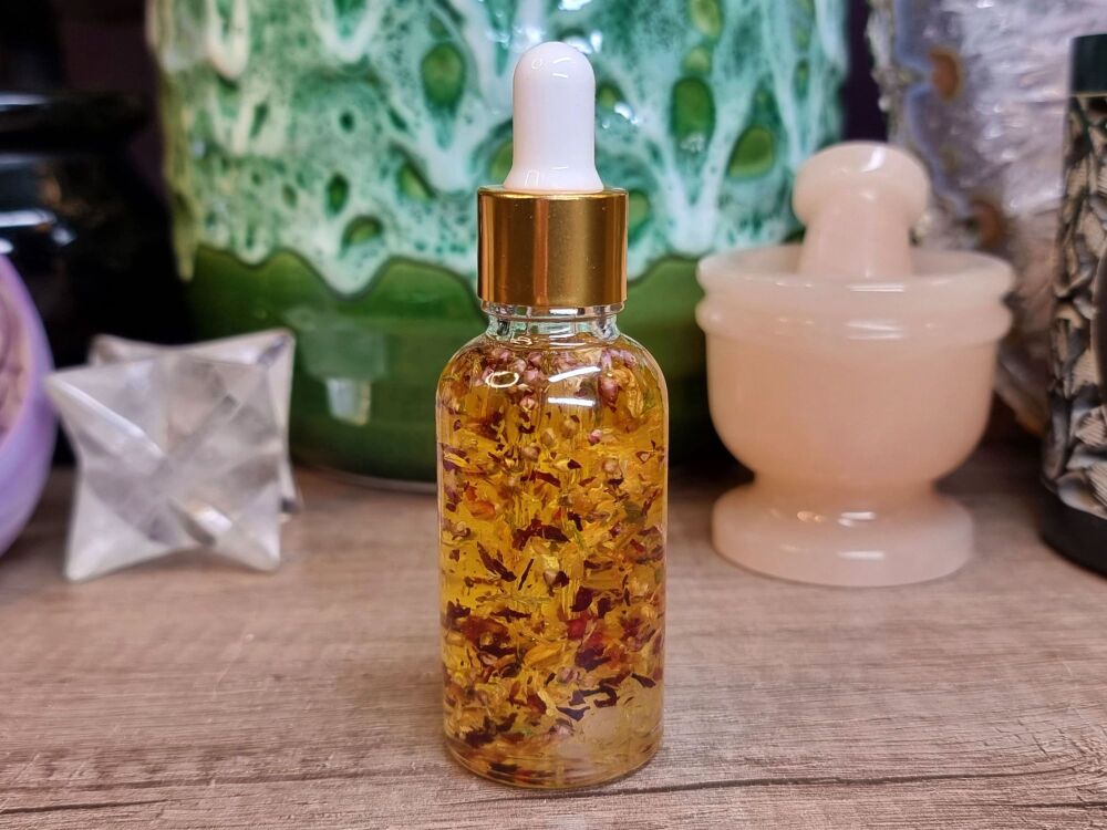 Hand Blended Goddess Ritual Oil 30ml