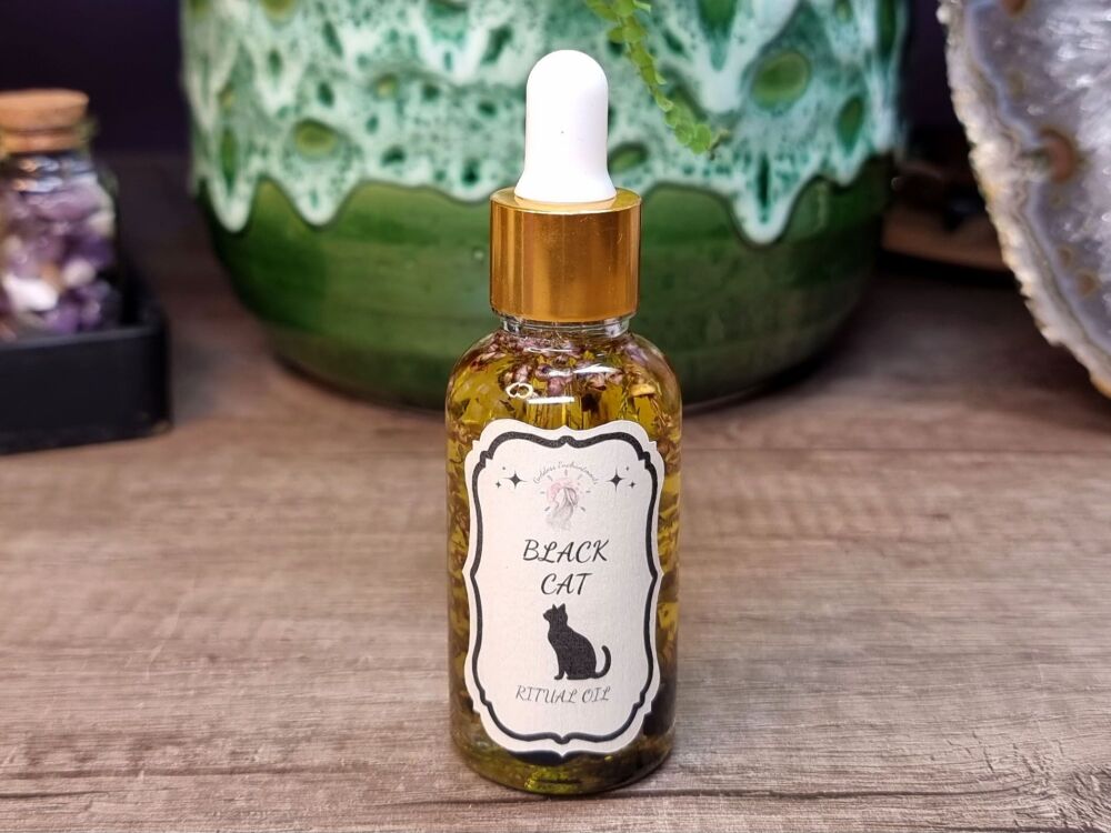 Hand Blended Black Cat Ritual Oil 30ml