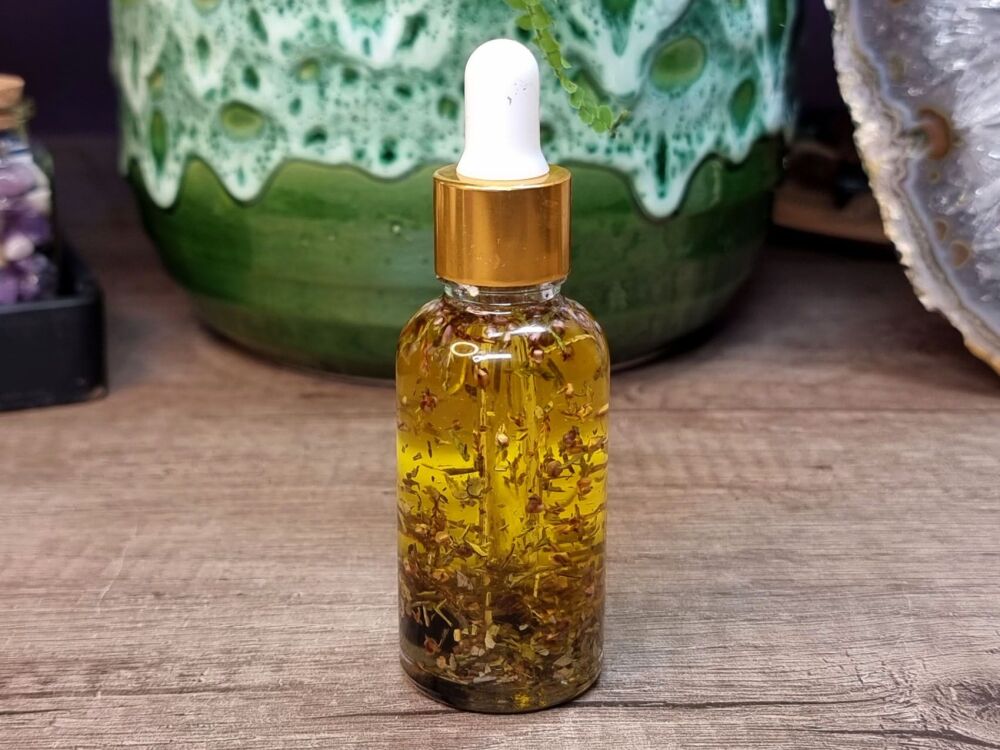 Hand Blended Black Cat Ritual Oil 30ml