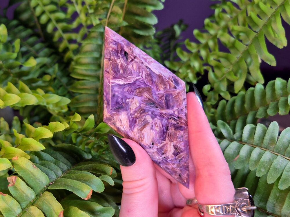 Charoite Diamond (1)