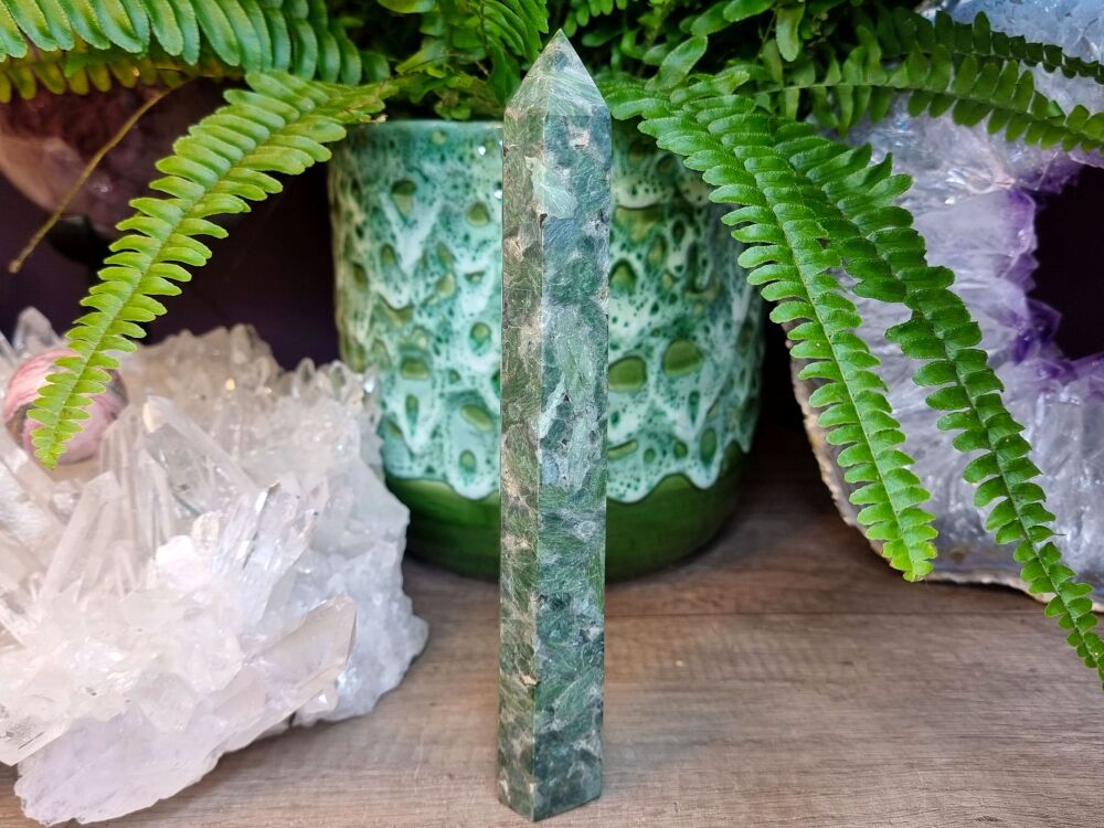 Diopside Generator (1) - Raise Your Vibration and Clear Past Lives - Was &pound;25 (30%off)