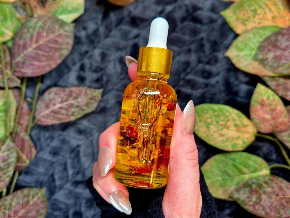 Hand Blended Goddess Ritual Oil 30ml