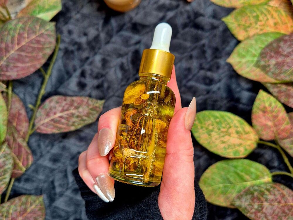 Hand Blended New Moon Ritual Oil 30ml