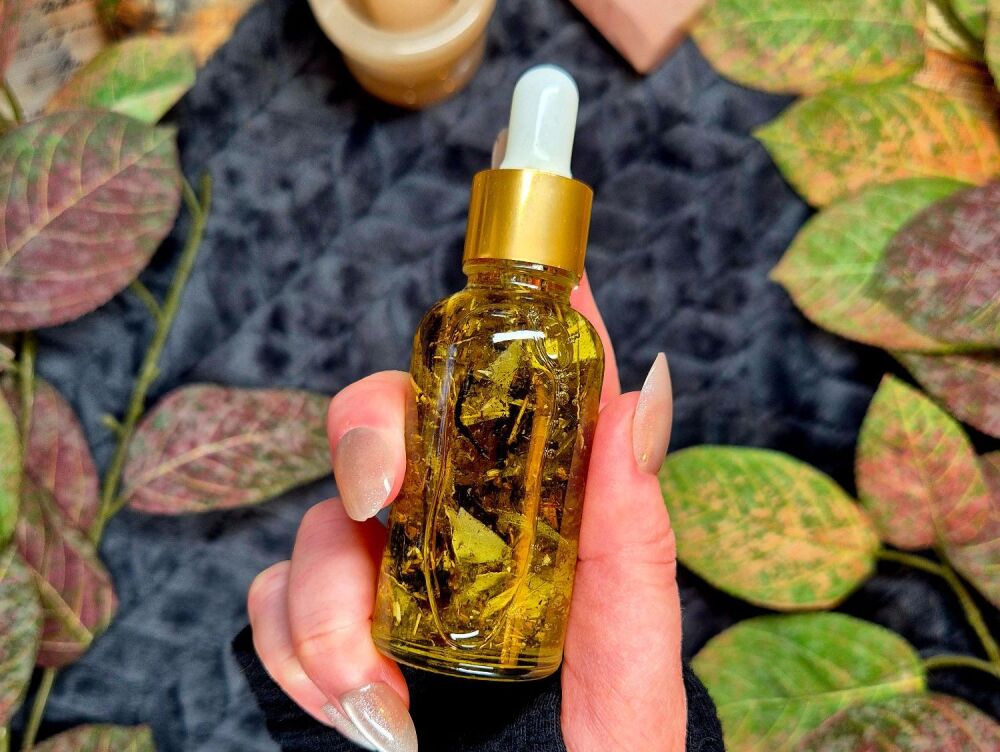 Hand Blended Warding Ritual Oil 30ml