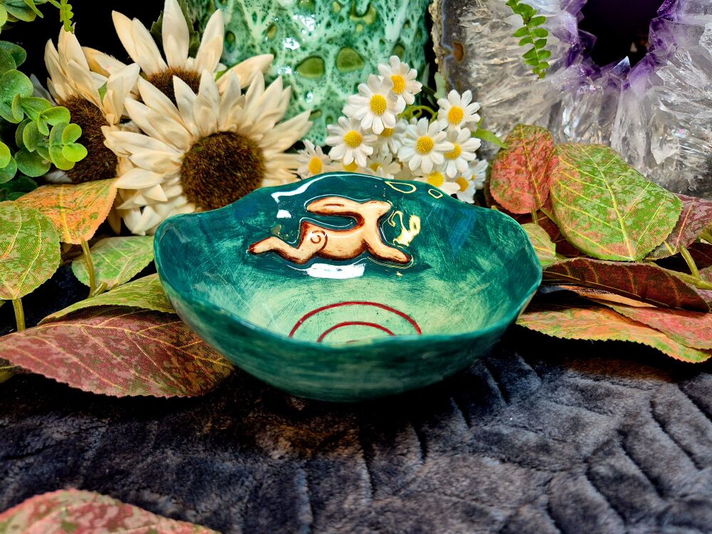 Hare Altar/Offering Bowl