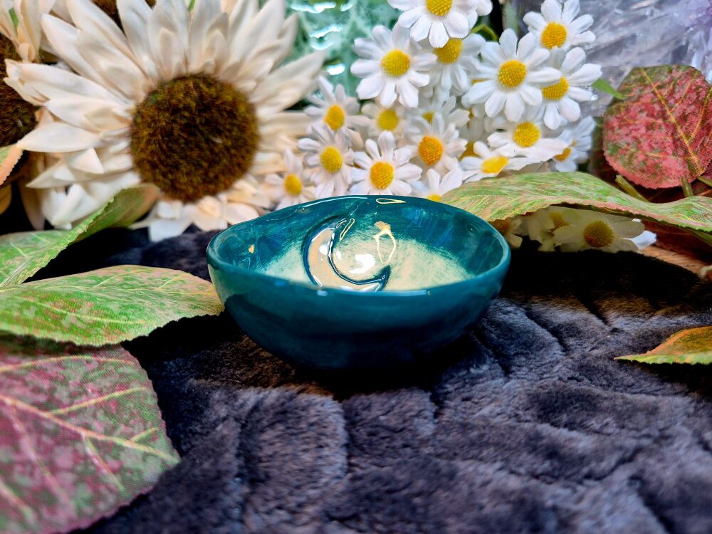 Small Moon Altar/Offering Bowl