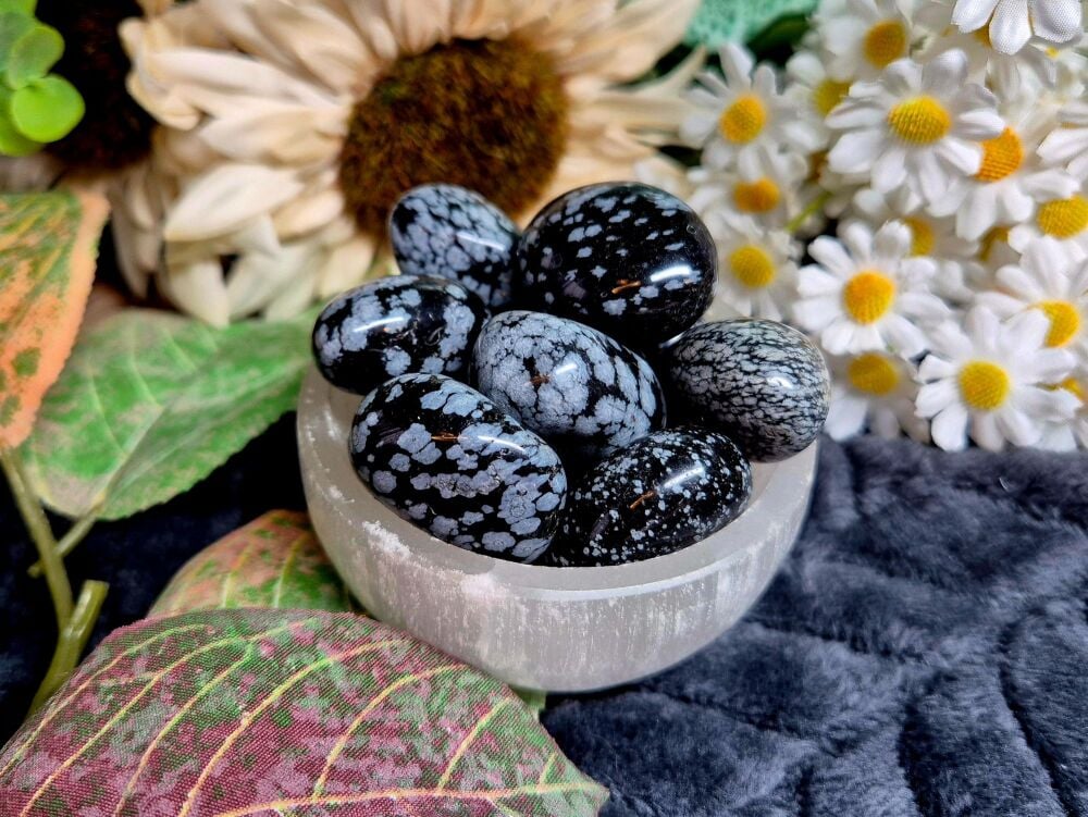 Snowflake Obsidian Tumblestone