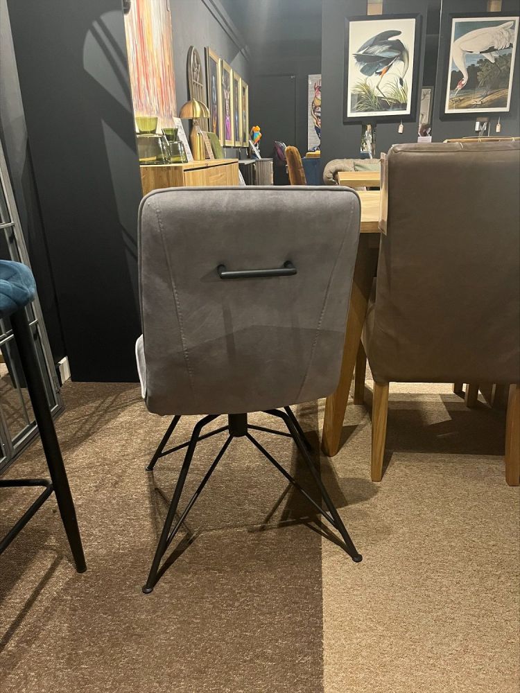 Raphenal Dining Chair