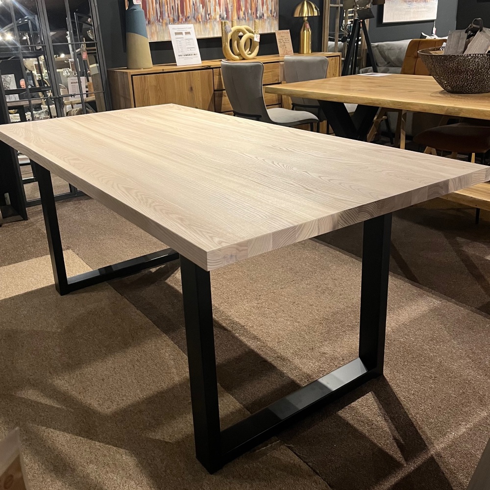 Willow Ash Dining Table