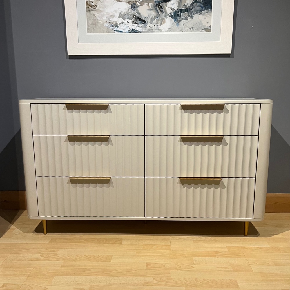 Lillian 6 Drawer Wide Chest Of Drawers