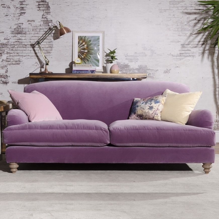 Ruffle Petit Sofa