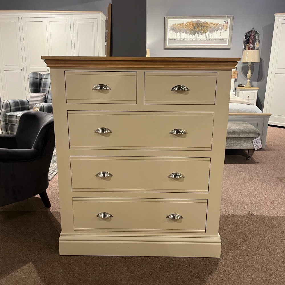 New Hampshire 2 over 3 Chest Of Drawers