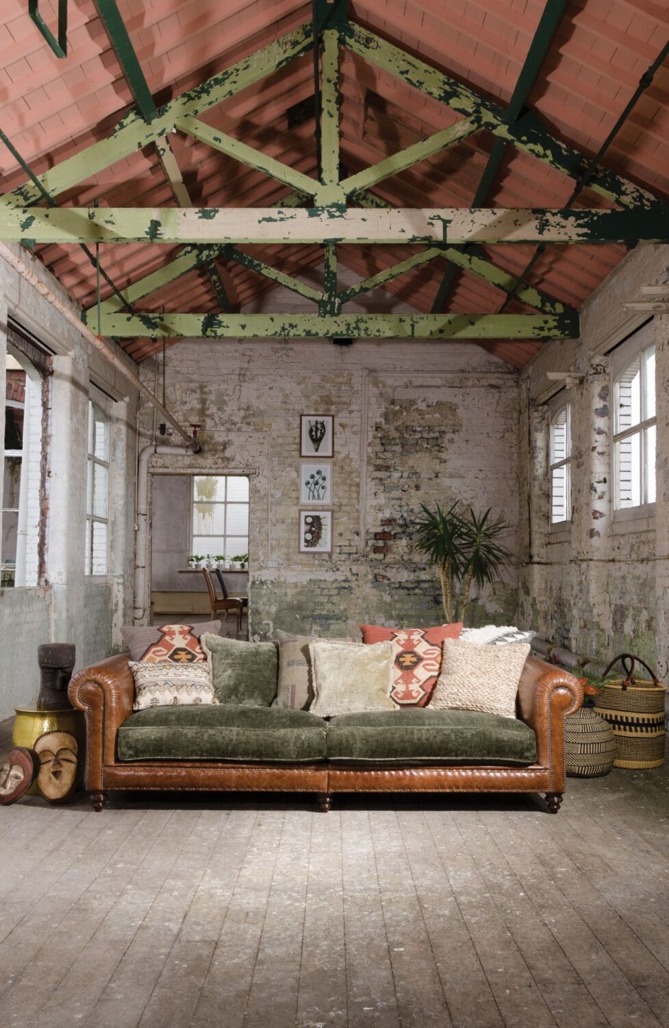 Constable Grand Sofa