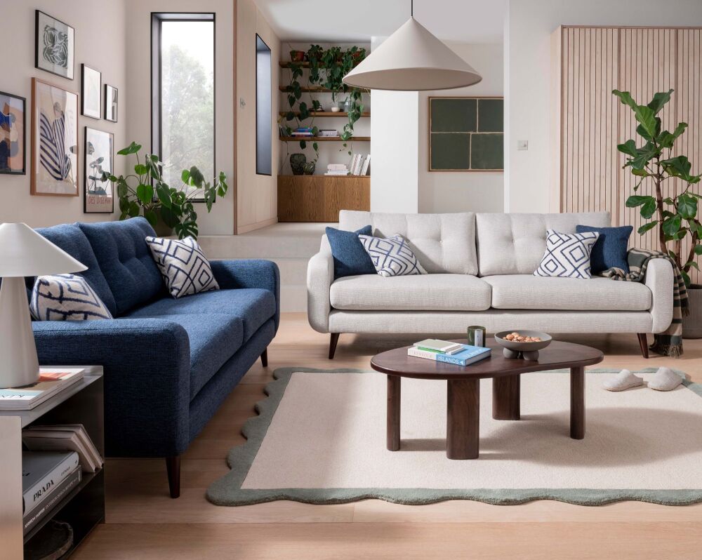 Jacob Snuggler Sofa